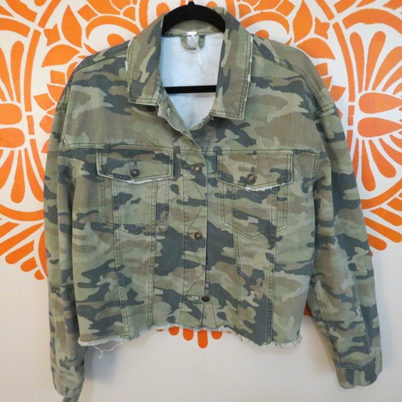 Free People Jackets & Blazers - Free People Green Camouflage Denim Jacket L